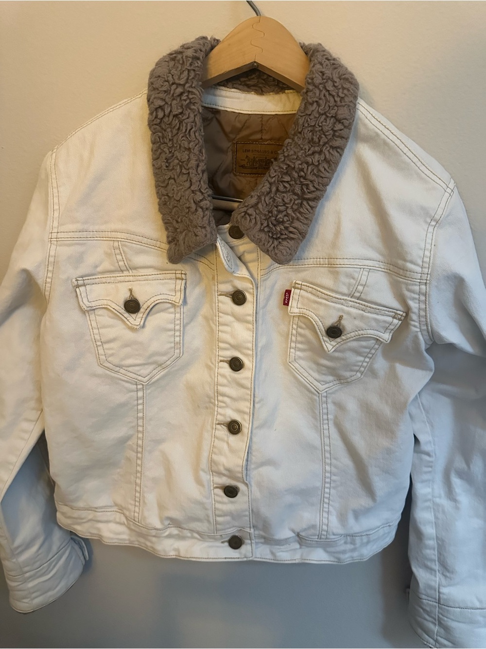 Levi's White Denim Jacket with Gray Sherpa Collar, Size Large